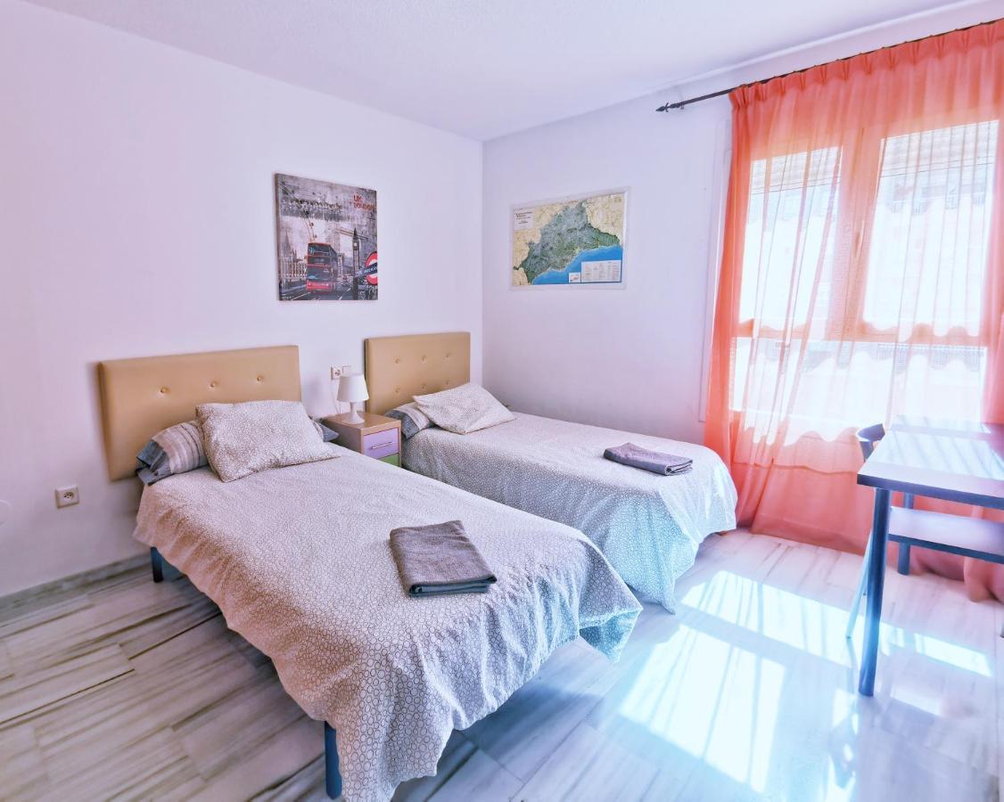 Neptuno Apartment: Sun, Beach And Relax In Huelin มาลากา ภายนอก รูปภาพ