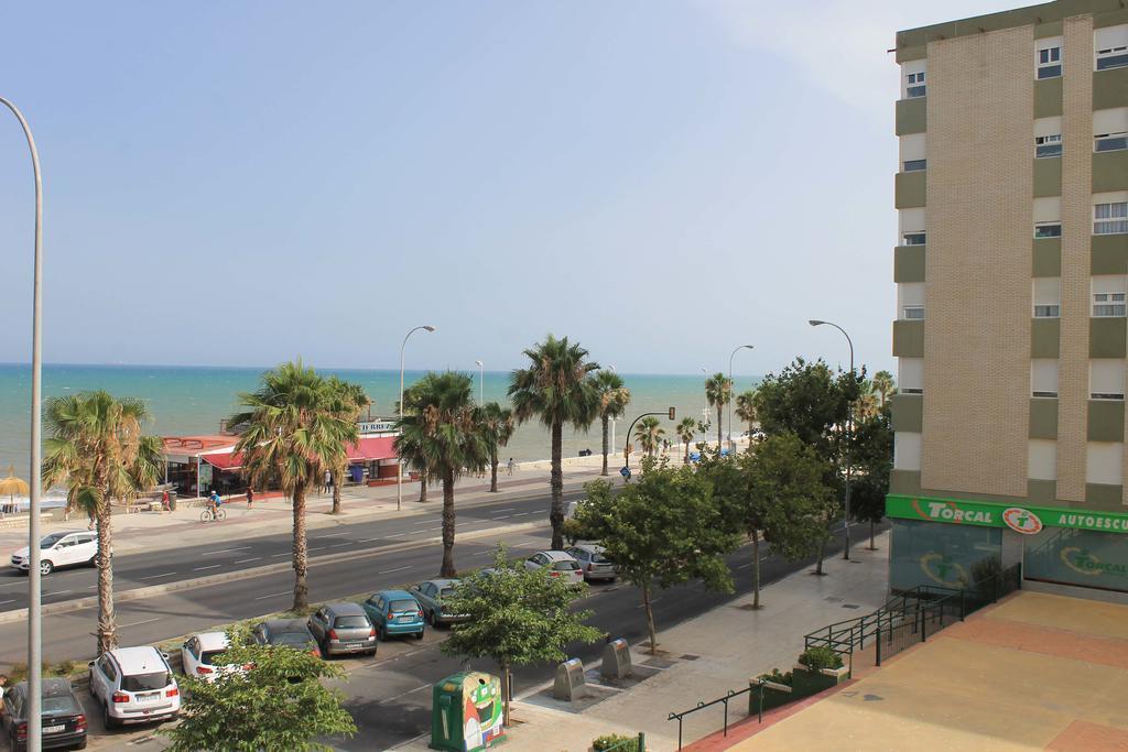 Neptuno Apartment: Sun, Beach And Relax In Huelin มาลากา ภายนอก รูปภาพ